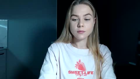 Snapshot of happy_fox_ chatting on November 2025 05:02:01 PM happy_fox_ online show from November 2025 05:02:01 PM