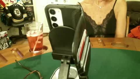 happycouple1999 online show from April 2026 02:06:01 AM