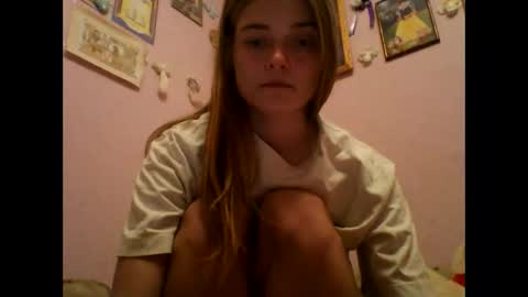 happyemily  online show from February 2026 09:23:01 PM