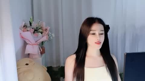 Snapshot of happyflower802318 chatting on April 2026 03:14:01 PM Daisy online show from April 2026 03:14:01 PM