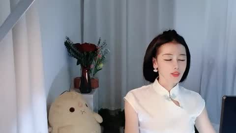 Snapshot of happyflower802318 chatting on May 2026 02:45:02 PM Daisy online show from May 2026 02:45:02 PM