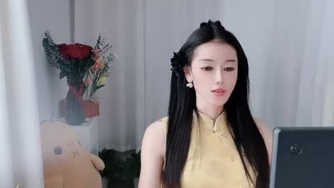 Snapshot of happyflower802318 chatting on May 2026 02:51:02 AM Daisy online show from May 2026 02:51:02 AM