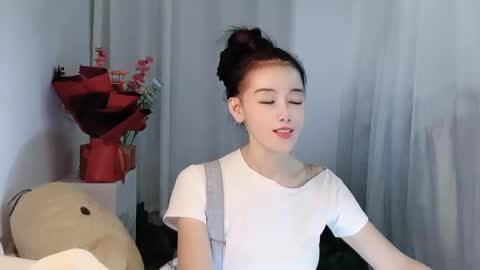 Snapshot of happyflower802318 chatting on May 2026 02:47:02 PM Daisy online show from May 2026 02:47:02 PM