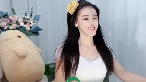 Snapshot of happyflower802318 chatting on June 2026 02:21:01 PM Daisy online show from June 2026 02:21:01 PM