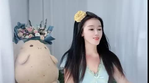Snapshot of happyflower802318 chatting on June 2026 03:31:01 AM Daisy online show from June 2026 03:31:01 AM