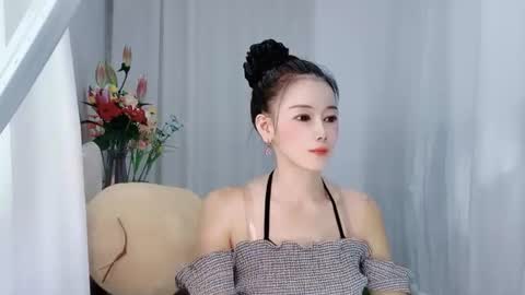 Snapshot of happyflower802318 chatting on June 2026 03:12:02 AM Daisy online show from June 2026 03:12:02 AM