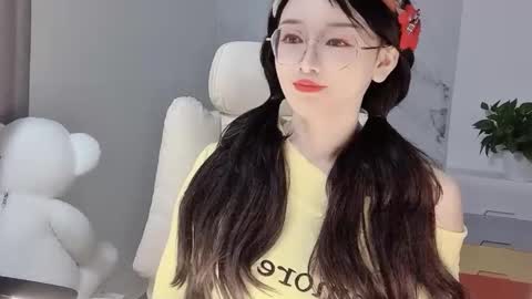 Daisy online show from February 2025 04:37:02 AM