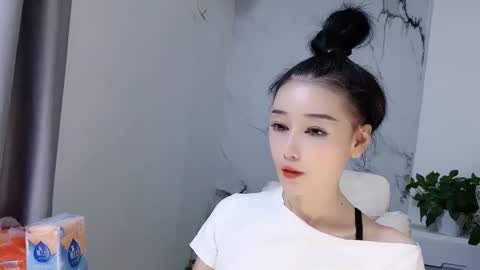 Snapshot of happysweety1688 chatting on October 2025 07:17:02 AM happysweety1688 online show from October 2025 07:17:02 AM