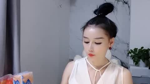Snapshot of happysweety1688 chatting on October 2025 01:42:01 PM happysweety1688 online show from October 2025 01:42:01 PM