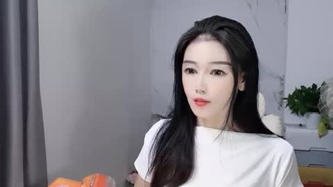 Snapshot of happysweety1688 chatting on October 2025 02:25:02 AM happysweety1688 online show from October 2025 02:25:02 AM