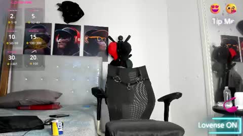 Snapshot of hardboy_latin chatting on June 2026 04:02:02 AM hardboy_latin online show from June 2026 04:02:02 AM