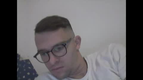 Snapshot of hardboylovemilfmoom chatting on November 2025 07:39:01 AM hardboylovemilfmoom online show from November 2025 07:39:01 AM