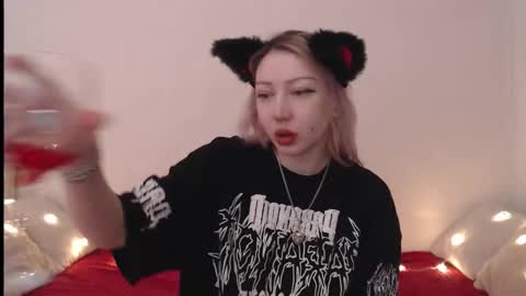 Emily online show from February 2026 10:16:02 PM