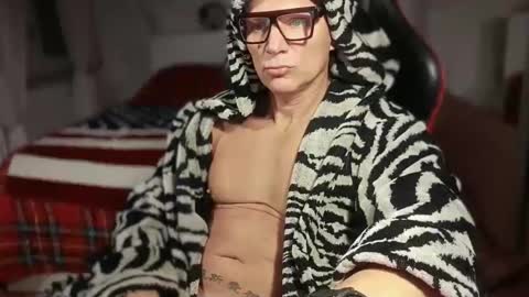 MATTSTEEL - ITALIAN STALLION online show from October 2025 09:59:02 AM