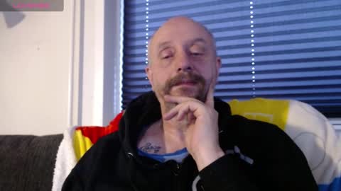 MrLazy online show from December 2024 12:36:01 PM