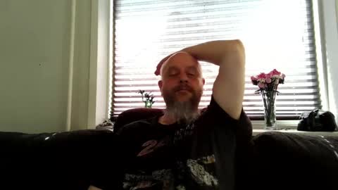 MrLazy online show from April 2026 11:30:02 AM