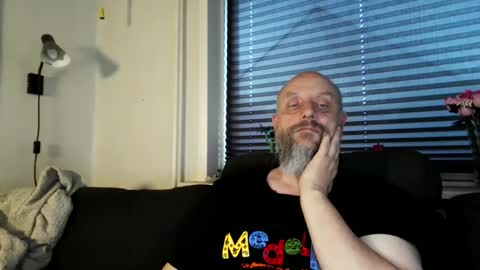 Snapshot of hardmrlazy chatting on May 2026 06:36:02 PM MrLazy online show from May 2026 06:36:02 PM