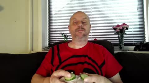 Snapshot of hardmrlazy chatting on May 2026 07:15:02 AM MrLazy online show from May 2026 07:15:02 AM