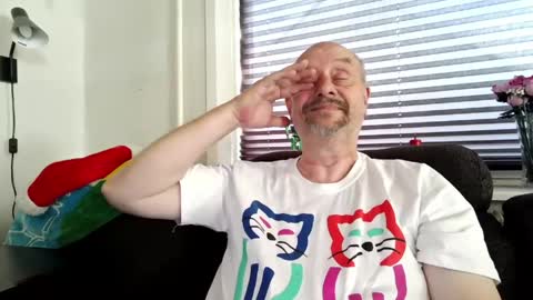 Snapshot of hardmrlazy chatting on June 2026 02:44:02 PM MrLazy online show from June 2026 02:44:02 PM
