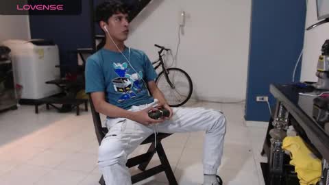 Snapshot of hardsexlove08 chatting on February 2025 11:22:02 PM Andres Dean online show from February 2025 11:22:02 PM