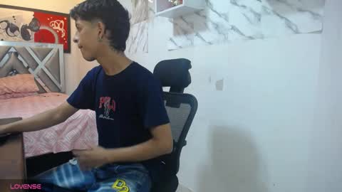 Snapshot of hardsexlove08 chatting on May 2026 07:12:01 PM Andres Dean online show from May 2026 07:12:01 PM