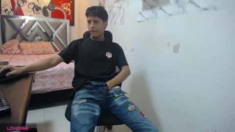 Snapshot of hardsexlove08 chatting on May 2026 10:17:02 PM Andres Dean online show from May 2026 10:17:02 PM