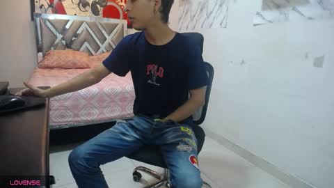 Snapshot of hardsexlove08 chatting on May 2026 09:52:01 PM Andres Dean online show from May 2026 09:52:01 PM