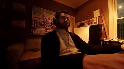 Tom online show from November 2025 12:05:01 AM