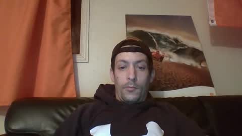 Snapshot of hardwoodqc chatting on December 2024 12:26:02 AM hardwoodqc online show from December 2024 12:26:02 AM
