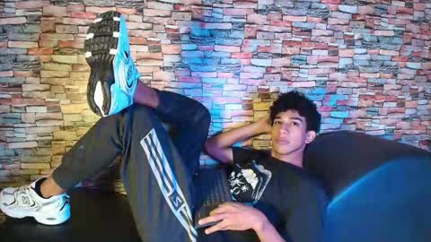 Hares online show from November 2025 12:48:01 PM