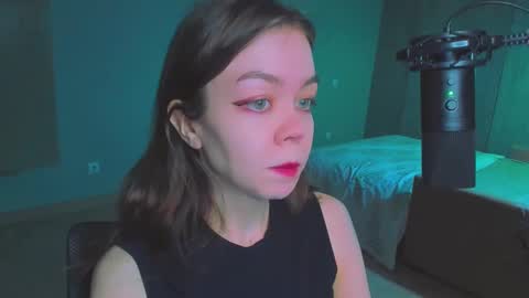 Snapshot of haribo_asmr chatting on December 2024 10:03:01 AM Miss Hari online show from December 2024 10:03:01 AM