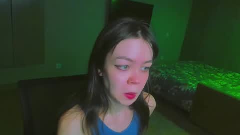 Snapshot of haribo_asmr chatting on December 2024 01:12:02 PM Miss Hari online show from December 2024 01:12:02 PM