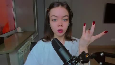 Snapshot of haribo_asmr chatting on February 2025 07:37:02 AM Miss Hari online show from February 2025 07:37:02 AM