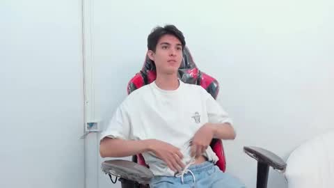 Snapshot of haritz_ chatting on December 2025 02:03:01 PM haritz online show from December 2025 02:03:01 PM