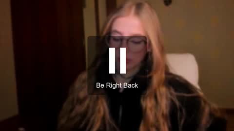 Julia online show from December 2025 05:14:02 AM