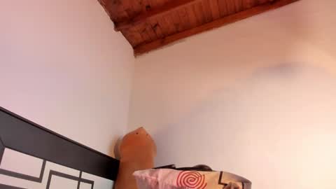 Annie online show from February 2026 06:51:02 AM