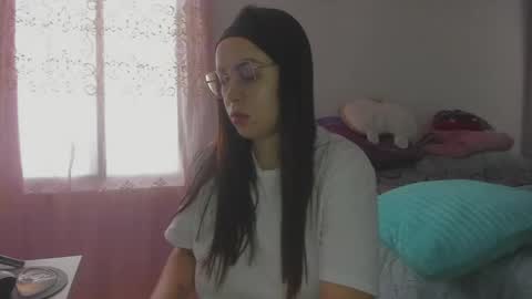 Natii  online show from April 2026 04:06:02 PM