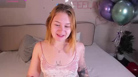 Christine online show from September 2025 01:05:02 AM