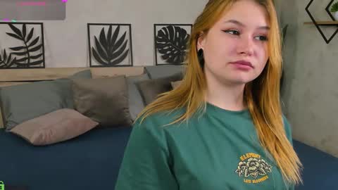 Christine online show from September 2025 12:01:02 AM