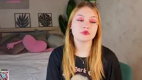 Christine online show from September 2025 12:05:01 AM