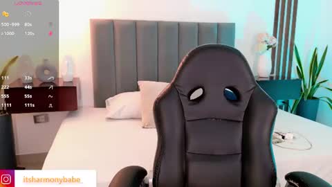 Snapshot of harmonybabe_ chatting on June 2026 08:08:01 PM Harmony online show from June 2026 08:08:01 PM
