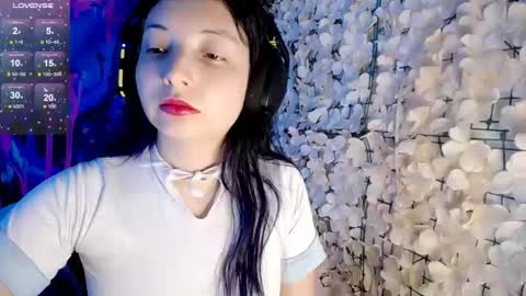 Snapshot of harmonys_couple_ chatting on October 2025 03:02:02 AM Harmonys World online show from October 2025 03:02:02 AM