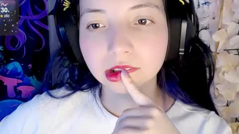 Snapshot of harmonys_couple_ chatting on October 2025 08:55:02 PM Harmonys World online show from October 2025 08:55:02 PM