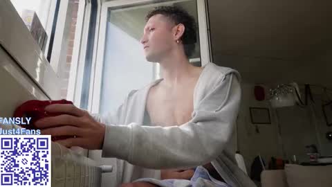 Snapshot of harry_jen chatting on February 2026 09:30:02 AM TAP HERE choise Harry tattoo on chest Jen curls hair online show from February 2026 09:30:02 AM