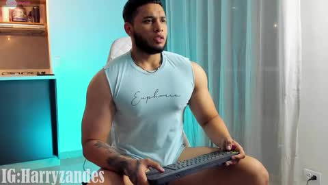 Harry Zandes online show from March 2025 07:14:02 AM