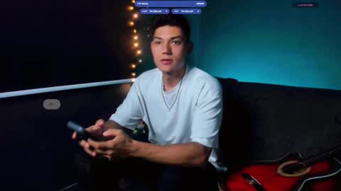 Snapshot of harrydavidsonx chatting on November 2025 10:03:02 AM ... online show from November 2025 10:03:02 AM