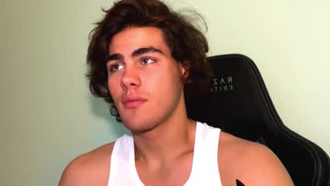 Snapshot of harryking1 chatting on November 2025 05:57:01 PM harryking1 online show from November 2025 05:57:01 PM