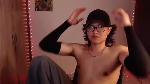 Snapshot of haru_boi chatting on June 2026 04:37:01 AM Haru online show from June 2026 04:37:01 AM