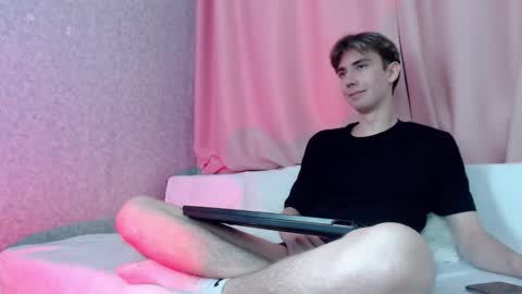 harvey_foster online show from December 2025 03:29:01 PM