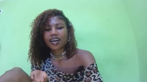 hasleyinah online show from May 2026 09:59:02 AM